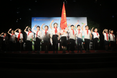 綠色之光 創(chuàng)意無限 劉園社區(qū)環(huán)保服裝大賽點亮市級三社聯(lián)動工程試點項目